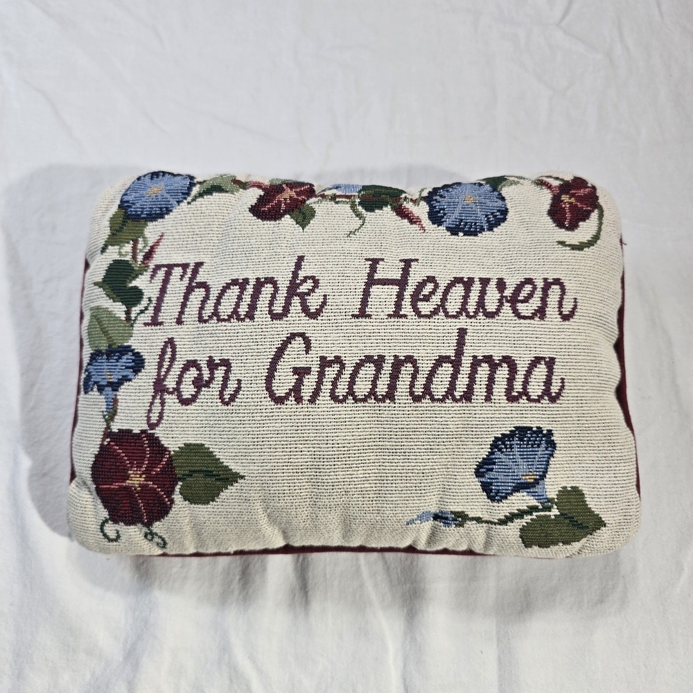Grandma Gift VTG Embroidered‎ Throw Pillow "Thank Heaven for Grandma" Cottage